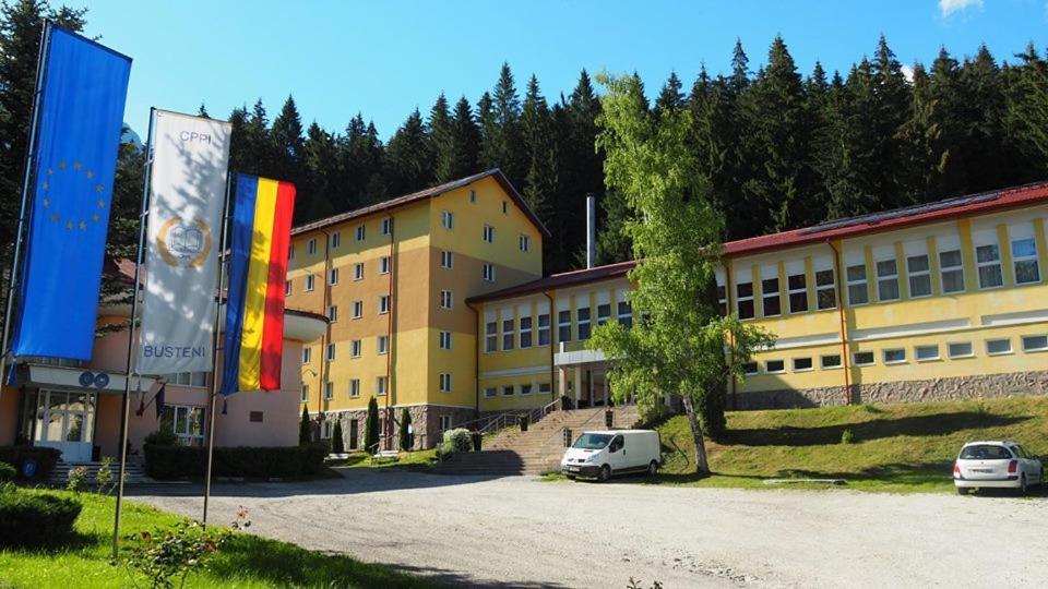 Hostel Cppi Nord Busteni Exterior photo